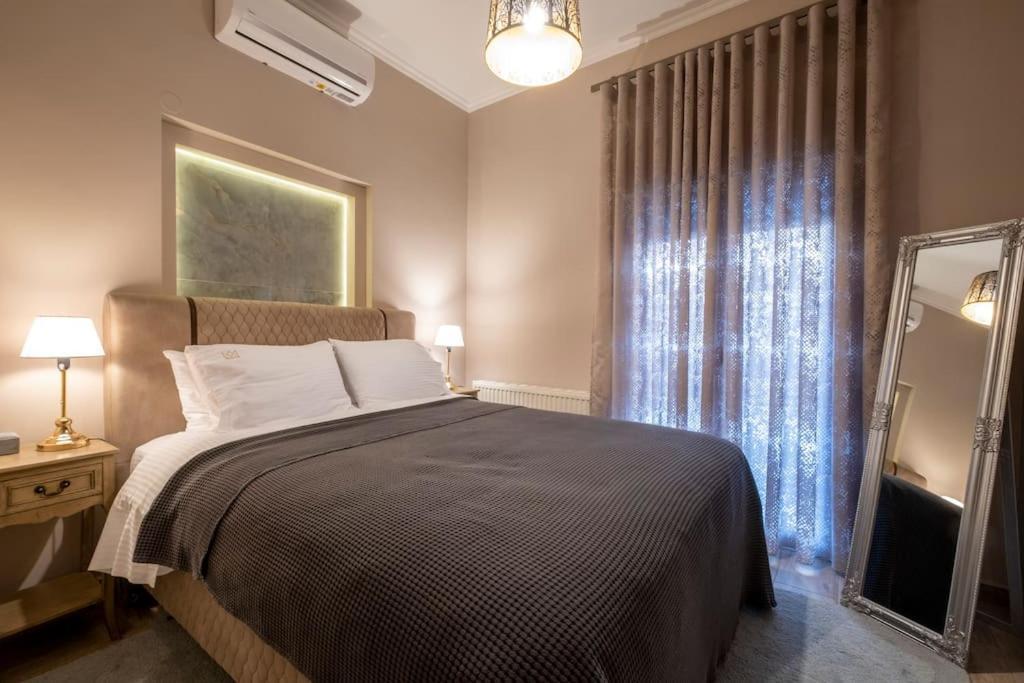 Maison De Luxx A10, Cozy Apartment With Garden In 拉里萨 外观 照片