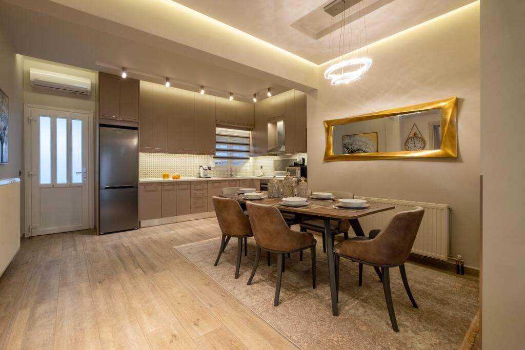 Maison De Luxx A10, Cozy Apartment With Garden In 拉里萨 外观 照片